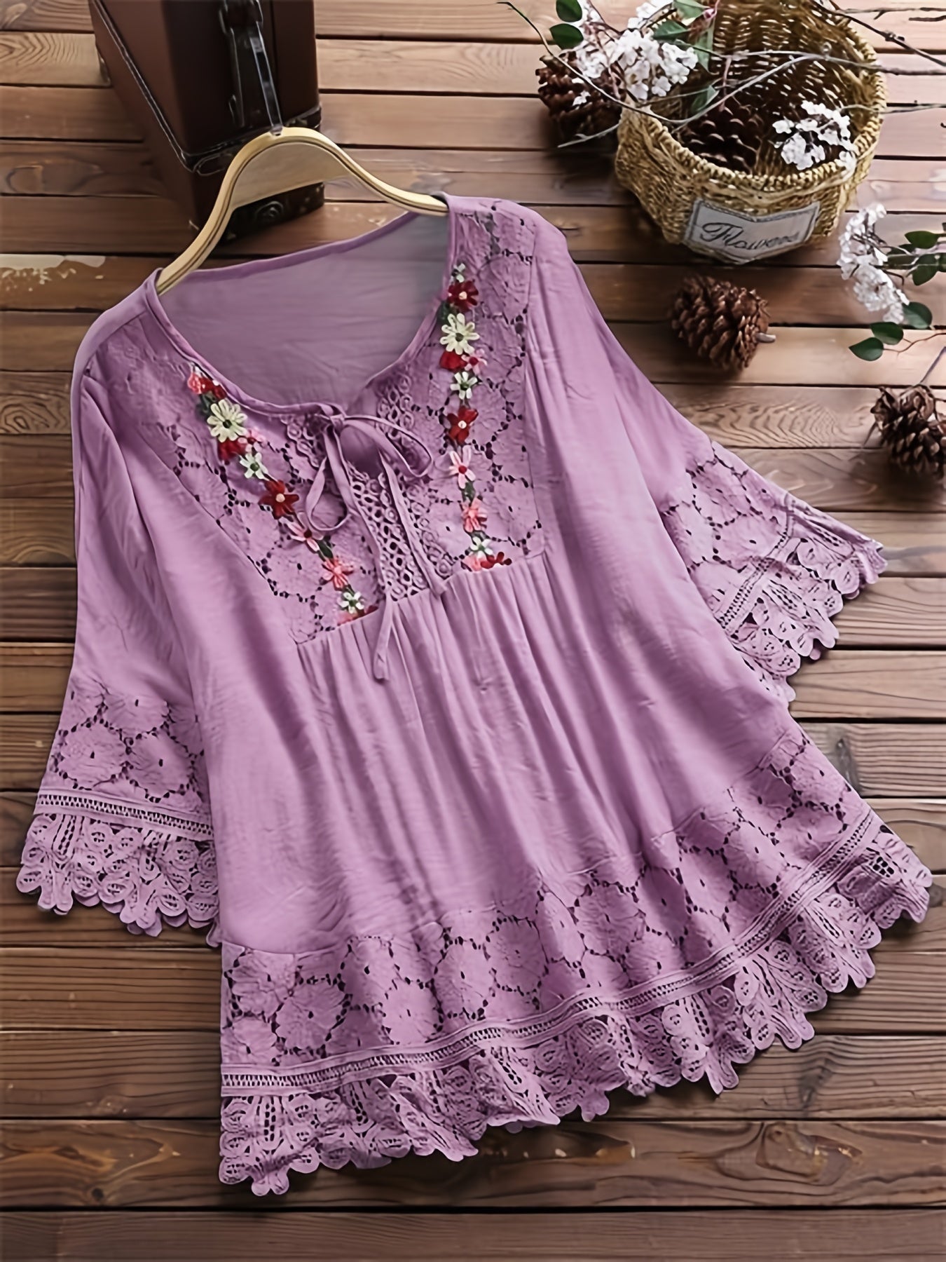 Chic V-Neck Blouse with Elegant Lace Patchwork