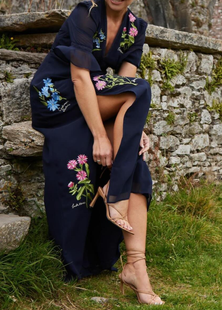 Naomi | Elegant Navy Blue Dress with Floral Embroidery