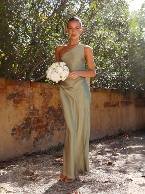 Adelma | Elegant One-Shoulder Maxi Dress with Chic Slit